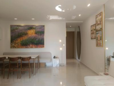 Living Room Image of 760 Sq.ft 2 BHK Apartment / Flat for sale in Kandivali West Mumbai for Rs. 22000000