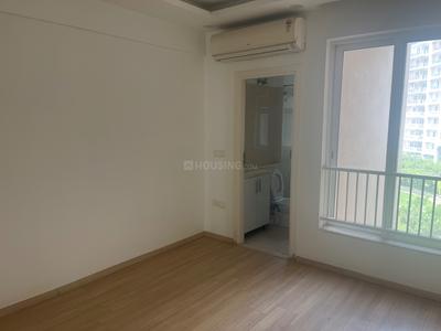Bedroom Image of 1735 Sq.ft 3 BHK Apartment / Flat for sale in DLF Regal Gardens, Sector 90 Gurgaon for Rs. 20500000