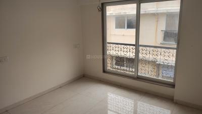 Bedroom Image of 700 Sq.ft 2 BHK Apartment / Flat for sale in Vile Parle East Mumbai for Rs. 22000000