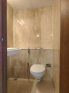 Common Bathroom Image of 1521 Sq.ft 2.5 BHK Apartment / Flat for rent in G Corp Residences, Koramangala Bengaluru for Rs. 140000