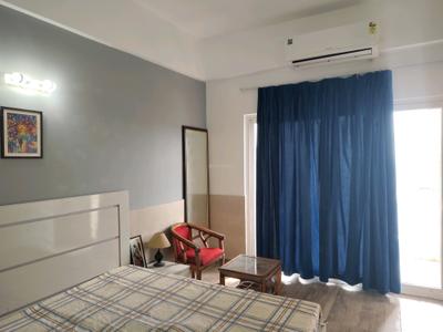 Bedroom Image of 435 Sq.ft 1 RK Apartment / Flat for sale in Paramount Golfforeste Premium Apartments, Surajpur Greater Noida for Rs. 3150000