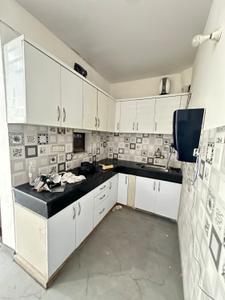 Kitchen Image of 1800 Sq.ft 3 BHK Builder Floor for rent in SS Mayfield Garden, Mayfield Garden Gurgaon for Rs. 42000