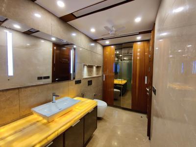 Image of 3000 Sq.ft 3 BHK Villa for sale in Defence Colony, New Delhi for Rs. 600000000