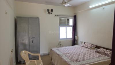 Bedroom Image of 900 Sq.ft 1 BHK Builder Floor for rent in Safdarjung Enclave New Delhi for Rs. 38000