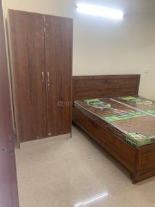 Bedroom Image of 350 Sq.ft 1 RK Studio for rent in Sarita Vihar New Delhi for Rs. 10000