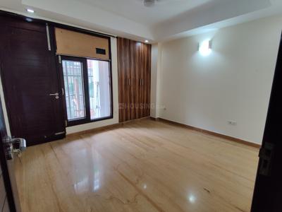 Bedroom Image of 1800 Sq.ft 3 BHK Builder Floor for sale in Karkardooma New Delhi for Rs. 31500000