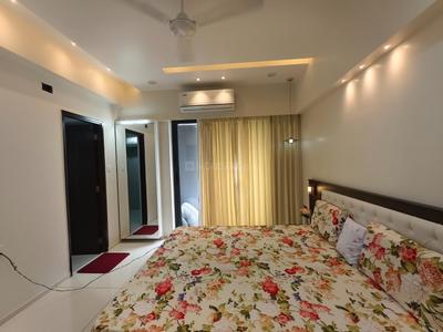 Bedroom Image of 2600 Sq.ft 4 BHK Apartment / Flat for rent in New Alkapuri Vadodara for Rs. 95000