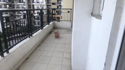 Balcony Image of 1995 Sq.ft 3.5 BHK Apartment / Flat for sale in Gulshan Ikebana, Sector 143 Noida for Rs. 32000000