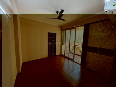 Bedroom Image of 1115 Sq.ft 3 BHK Apartment / Flat for rent in NBCC Golf Homes, Noida Extension Greater Noida for Rs. 20000