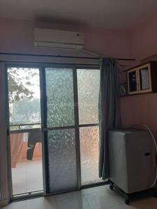 Bedroom Image of 650 Sq.ft 1 BHK Apartment / Flat for rent in Magarpatta Heliconia, Hadapsar Pune for Rs. 25000