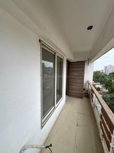Balcony Image of 3875 Sq.ft 4 BHK Apartment / Flat for rent in Corner Utopian Corner, New Alkapuri Vadodara for Rs. 50000