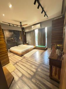 Bedroom Image of 2438 Sq.ft 3 BHK Apartment / Flat for sale in Keshav Aaradhyam, Kudasan Gandhinagar for Rs. 15000000