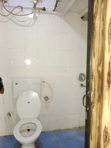 Bathroom Image of 700 Sq.ft 1 BHK Apartment / Flat for sale in Royal Palms Emerald 1, Goregaon East Mumbai for Rs. 6500000