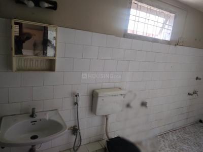 Bathroom Image of 800 Sq.ft 1 BHK Builder Floor for rent in Kumaranalloor Kottayam for Rs. 5000