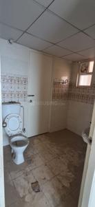 Bathroom Image of 1450 Sq.ft 3 BHK Apartment / Flat for sale in Gaur City 7th Avenue, Noida Extension Greater Noida for Rs. 15300000