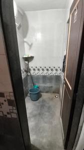 Bathroom Image of 570 Sq.ft 1 BHK Apartment / Flat for rent in Mahalunge Pune for Rs. 16000