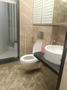 Common Bathroom Image of 1080 Sq.ft 2 BHK Apartment / Flat for rent in Lokhandwala Octacrest, Kandivali East Mumbai for Rs. 75000