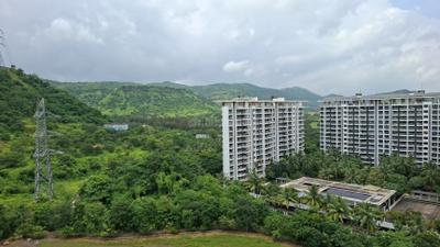 Balcony Image of 1500 Sq.ft 3 BHK Apartment / Flat for rent in Regency Gardens, Kharghar Navi Mumbai for Rs. 75000