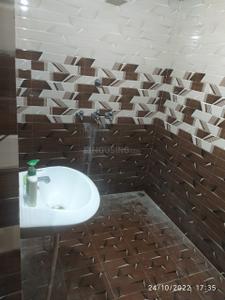 Bathroom Image of 3700 Sq.ft 4 BHK Builder Floor for rent in Mughalsarai Varanasi for Rs. 10000