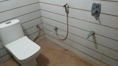Bathroom Image of 760 Sq.ft 1 BHK Apartment / Flat for rent in Vinayak Prestige Riona, Palanpur Surat for Rs. 13500