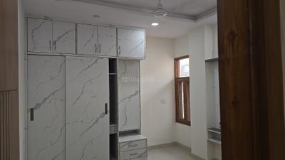 Bedroom Image of 1250 Sq.ft 3 BHK Builder Floor for sale in Laxmi Nagar New Delhi for Rs. 13500000