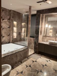 Bathroom Image of 2300 Sq.ft 3 BHK Builder Floor for sale in Defence Colony New Delhi for Rs. 135000000