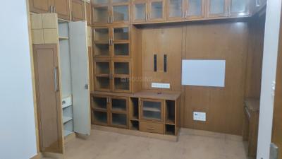 Bedroom Image of 2100 Sq.ft 4 BHK Apartment / Flat for sale in Priyadarshini Apartments, Sector 5 Dwarka New Delhi for Rs. 34000000