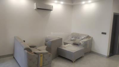 Living Room Image of 1800 Sq.ft 3 BHK Builder Floor for rent in Sector 51 Gurgaon for Rs. 80000