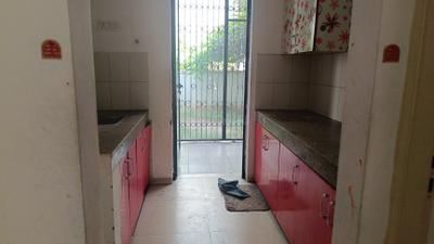 Kitchen Image of 1271 Sq.ft 3 BHK Builder Floor for sale in Vatika Primrose Floors, Sector 82 Gurgaon for Rs. 18500000