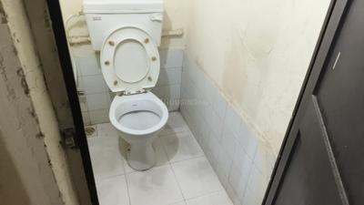Bathroom Image of 560 Sq.ft 1 BHK Apartment / Flat for rent in Bibwewadi Pune for Rs. 18500