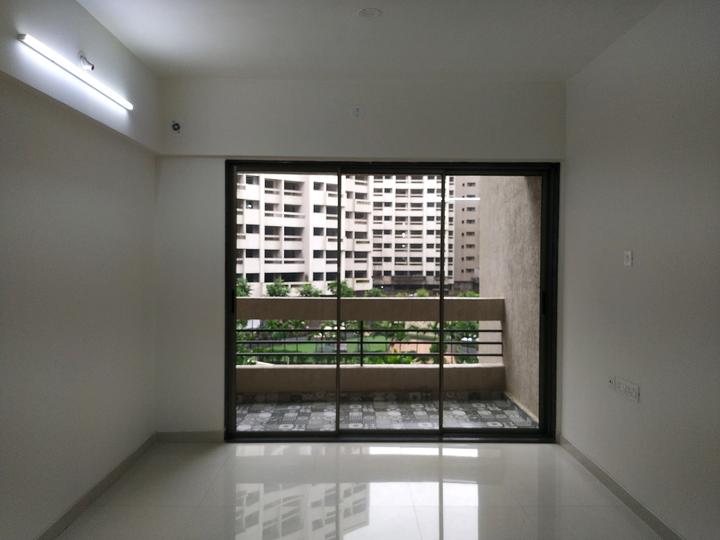 Evershine Amavi 303 Phase 1 Main Image 1