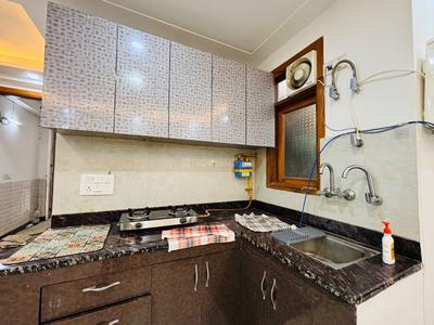 Kitchen Image of 500 Sq.ft 1.5 BHK Builder Floor for rent in Malviya Nagar New Delhi for Rs. 42000