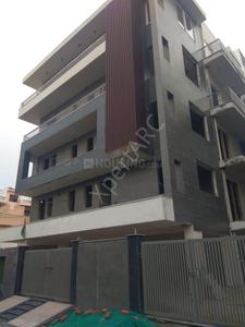Image of 6000 Sq.ft 3 BHK Builder Floor for sale in Vivek Vihar, New Delhi for Rs. 31900000