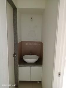 Bathroom Image of 780 Sq.ft 2 BHK Apartment / Flat for rent in Rohan Ananta, Tathawade Pune for Rs. 25500