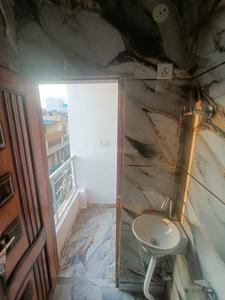 Balcony Image of 280 Sq.ft 1 BHK Builder Floor for rent in Shahdara New Delhi for Rs. 10000