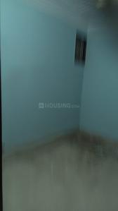 Bedroom Image of 450 Sq.ft 2 BHK Apartment / Flat for rent in Mandawali New Delhi for Rs. 14000