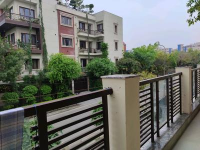Bedroom One Image of 5200 Sq.ft 5 BHK Villa for sale in Sector 93B Noida for Rs. 150000000