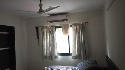 Bedroom Image of 1800 Sq.ft 3 BHK Apartment / Flat for rent in City Light Surat for Rs. 34000