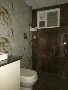 Common Bathroom Image of 598 Sq.ft 1 BHK Apartment / Flat for rent in K R Puram Bengaluru for Rs. 20000