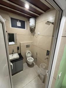 Bathroom Image of 4000 Sq.ft 2.5 BHK Independent House for sale in Dharamsala Kangra for Rs. 10000000