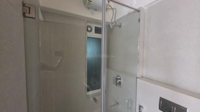 Bathroom Image of 780 Sq.ft 1.5 BHK Apartment / Flat for rent in Keystone Rustomjee Cleon, Bandra East Mumbai for Rs. 86000
