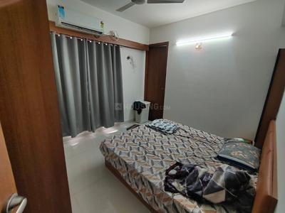 Bedroom Image of 1850 Sq.ft 3 BHK Apartment / Flat for rent in Motherland Magnate Lavish, Vaishno Devi Circle Ahmedabad for Rs. 40000