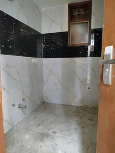 Common Bathroom One Image of 1480 Sq.ft 4 BHK Apartment / Flat for sale in Sultanpur New Delhi for Rs. 12500000