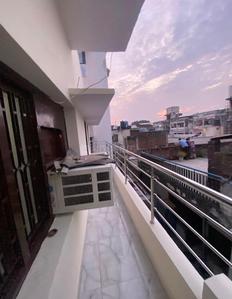 Balcony Image of 800 Sq.ft 2 BHK Builder Floor for rent in Darshan Purwa Kanpur for Rs. 18000