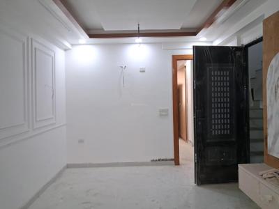 Living Room Image of 1600 Sq.ft 3 BHK Apartment / Flat for sale in Sector 104 Noida for Rs. 7100000