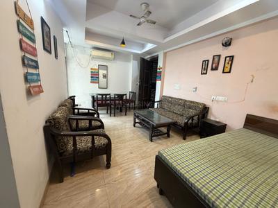 Bedroom Image of 975 Sq.ft 2 BHK Apartment / Flat for sale in Phase 2 Noida for Rs. 8400000