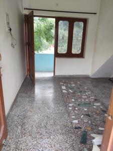 Balcony Image of 800 Sq.ft 1.5 BHK Builder Floor for rent in Old Housing Board Colony Rohtak for Rs. 6000
