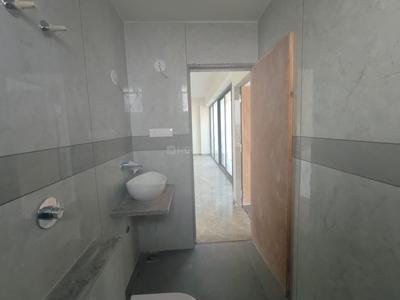 Bathroom Image of 3203 Sq.ft 4 BHK Apartment / Flat for sale in Ramdev Nagar Ahmedabad for Rs. 27000000