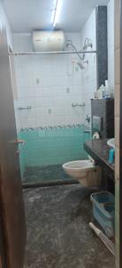 Bathroom Image of 1840 Sq.ft 3 BHK Apartment / Flat for rent in Aristo Pearl Residency, Prabhadevi Mumbai for Rs. 210000