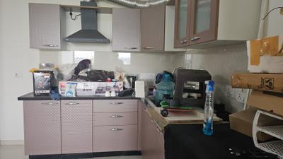 Kitchen Image of 655 Sq.ft 1 BHK Apartment / Flat for rent in Hiranandani Glen Classic, Devinagar Bengaluru for Rs. 40000
